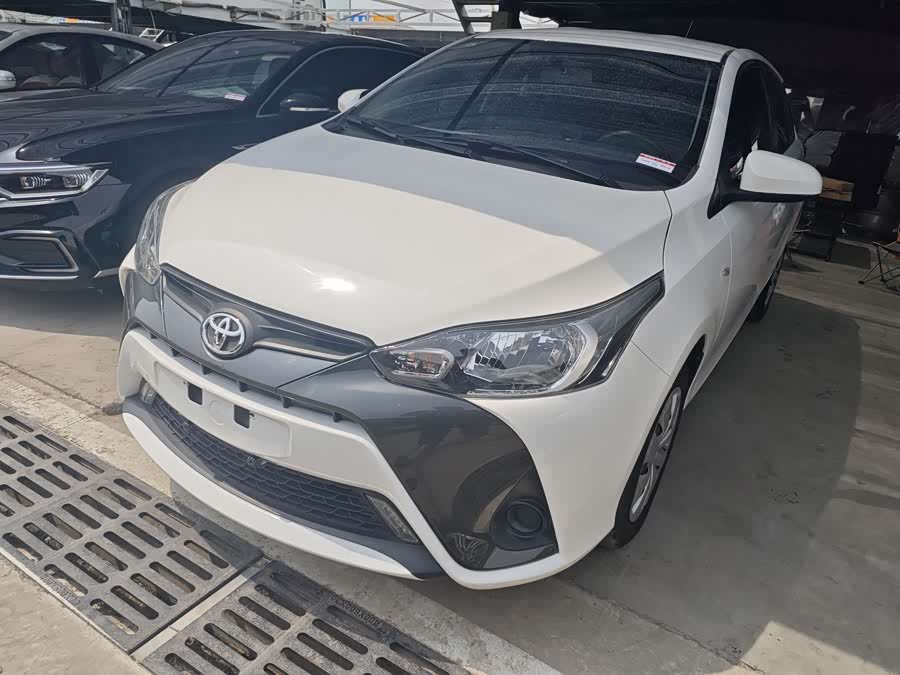 Toyota Yaris L 2016
