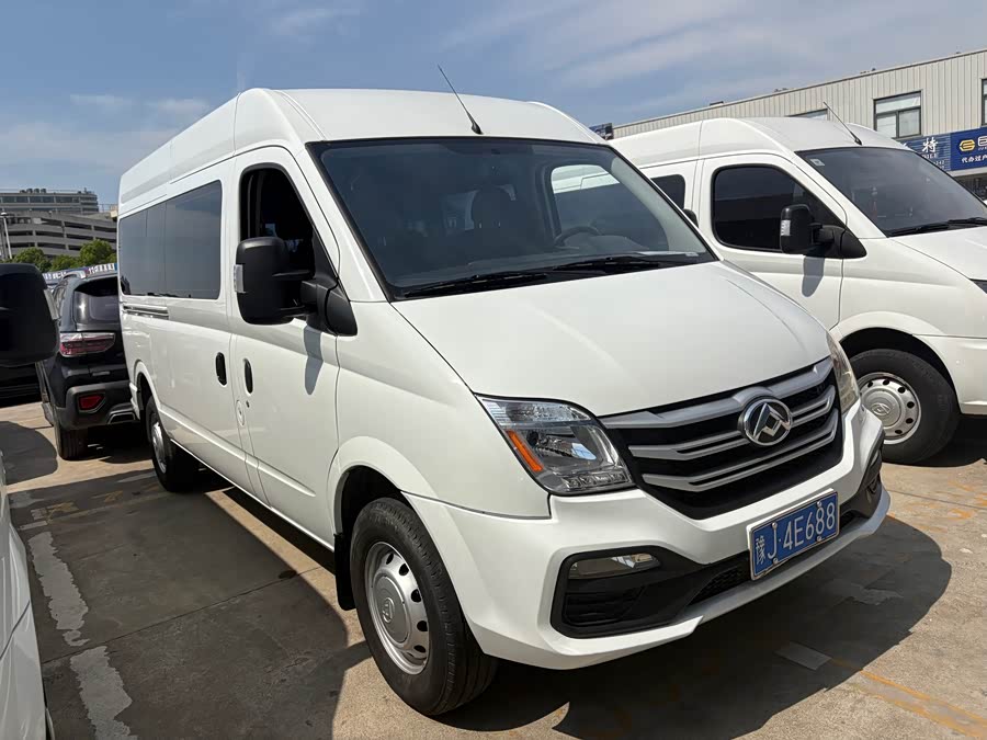 Maxus V80 2024