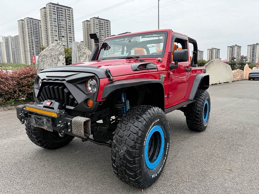 Jeep Wrangler 2013 — фото 16