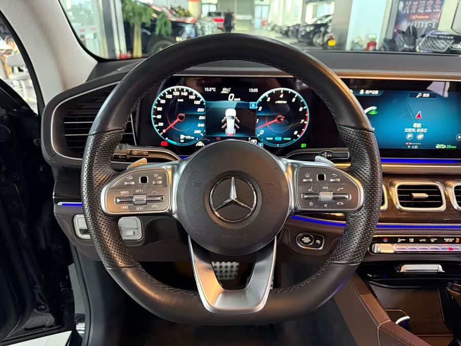 Mercedes-Benz GLS 2023