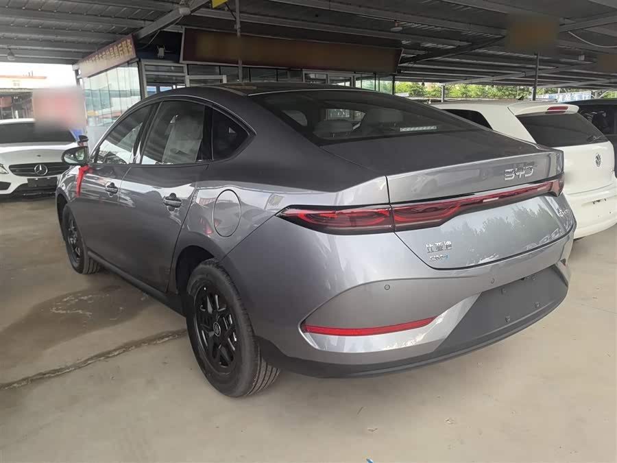 BYD Qin PLUS 2025 — фото 11