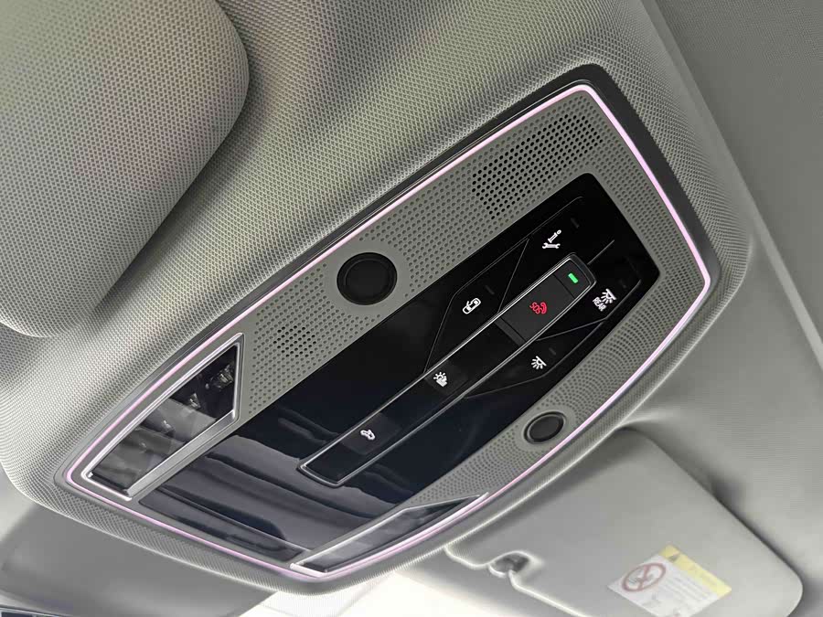 Audi A8 2023 — фото 12