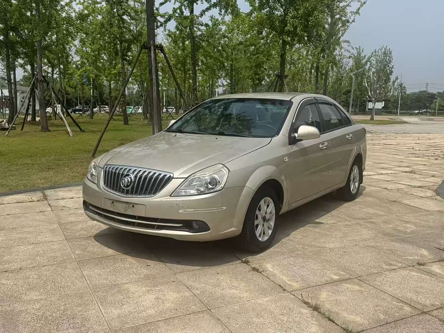 Buick Excelle 2013