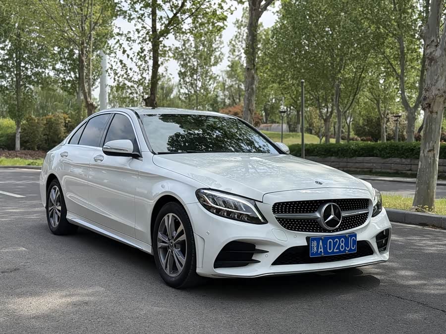 Mercedes-Benz C-Class 2020