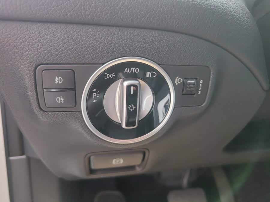 Mercedes-Benz GLA 2016