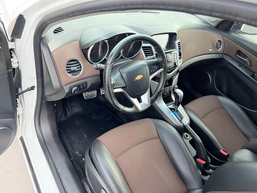 Chevrolet Cruze 2013