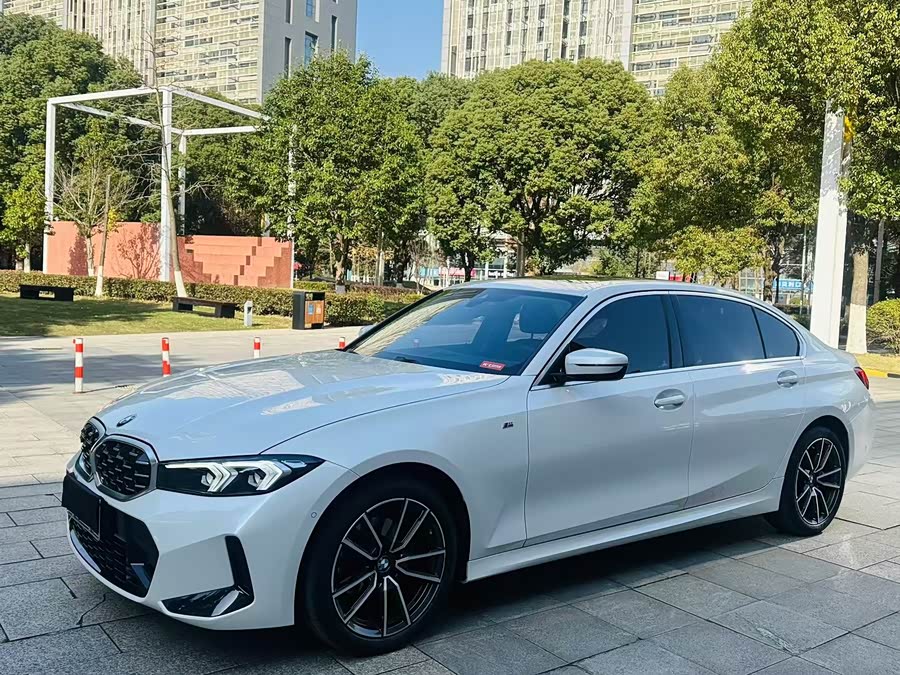 BMW 3 Series 2024