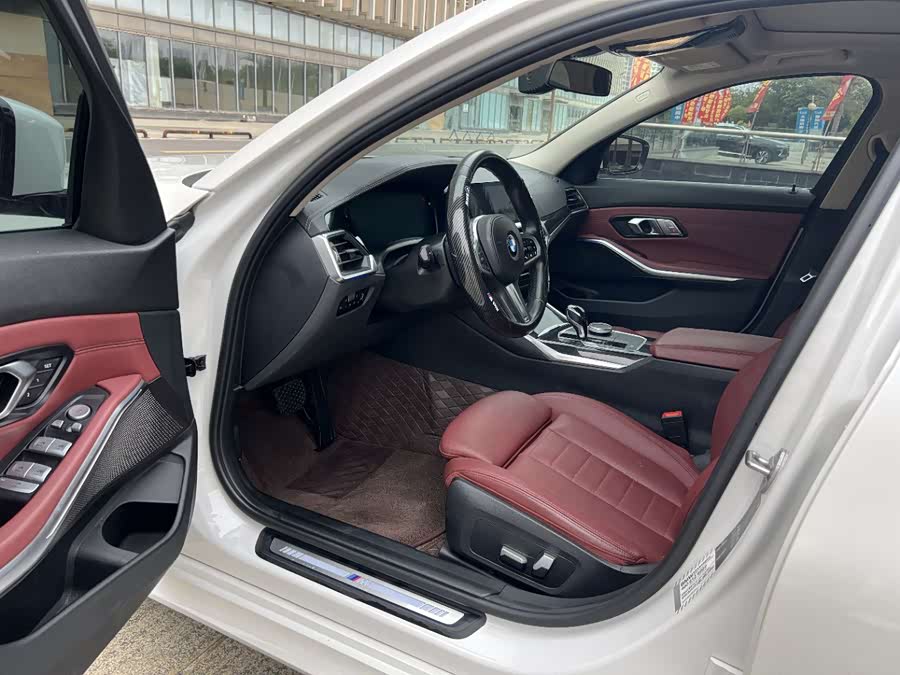 BMW 3 Series 2021