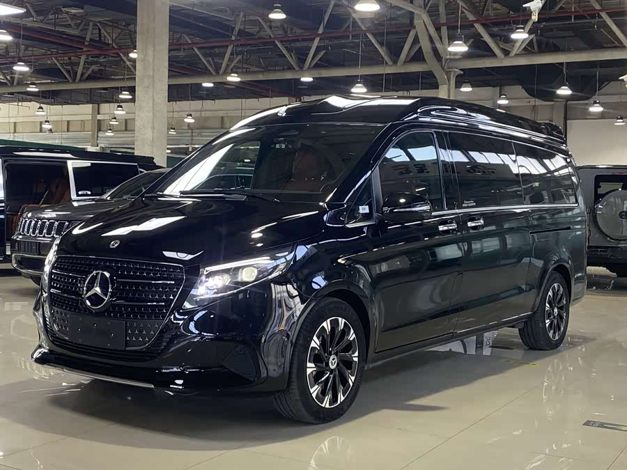 Mercedes-Benz V-Class 2024