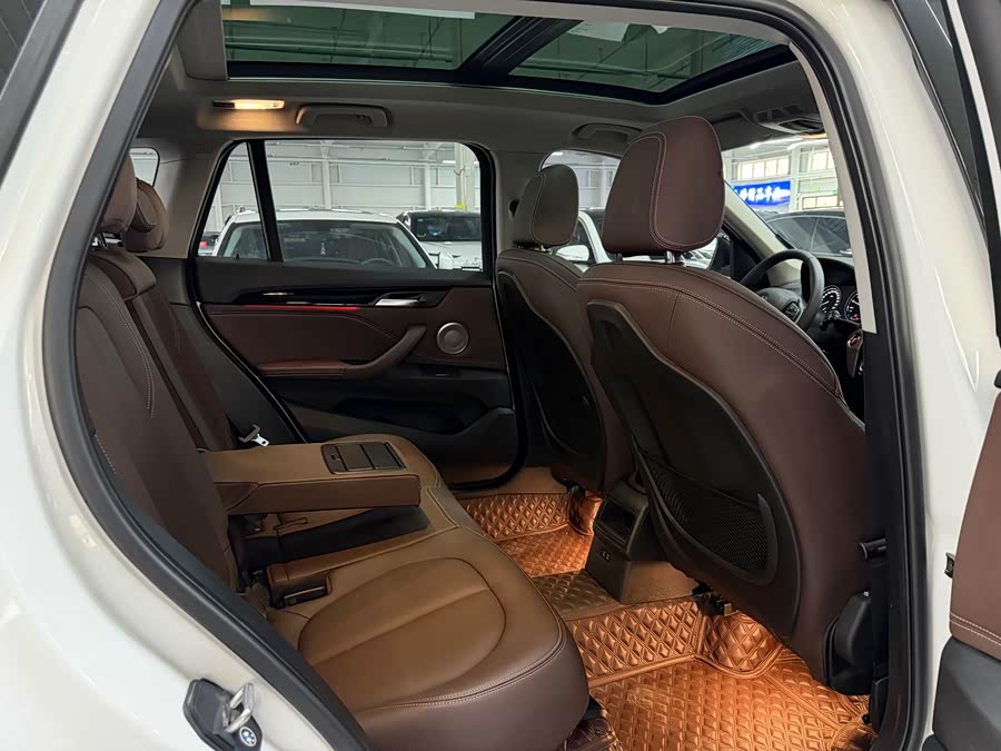 BMW X1 2022 — фото 16