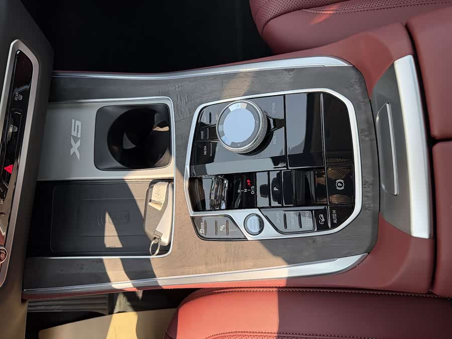 BMW X5 2025 — фото 17