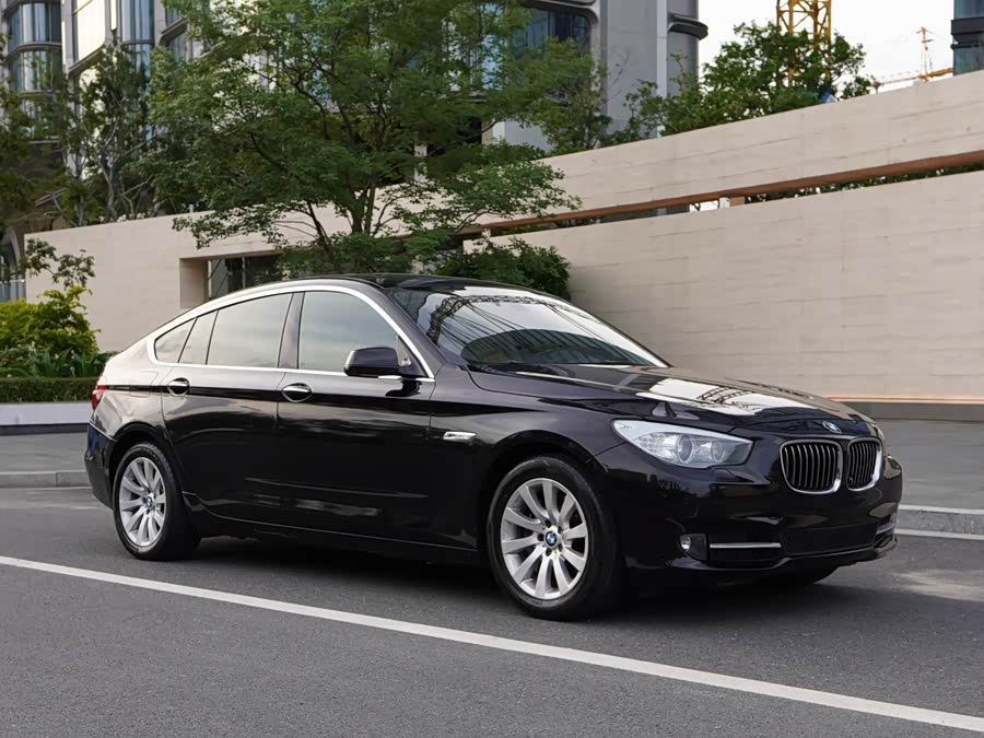 BMW 5 Series GT 2013