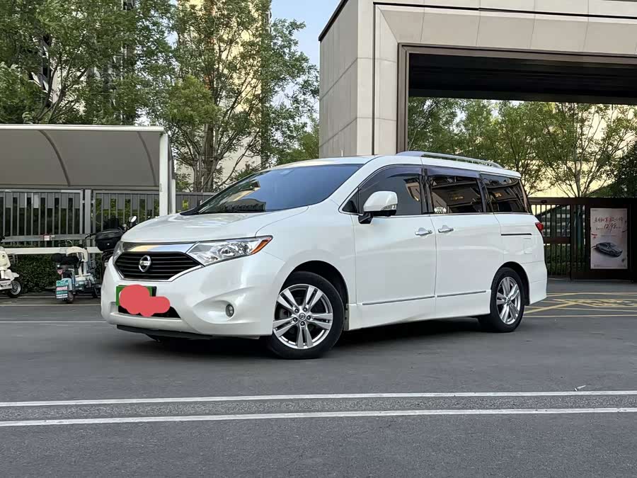 Nissan Quest 2015