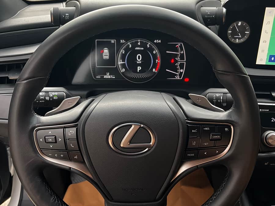 Lexus ES 2022 — фото 20