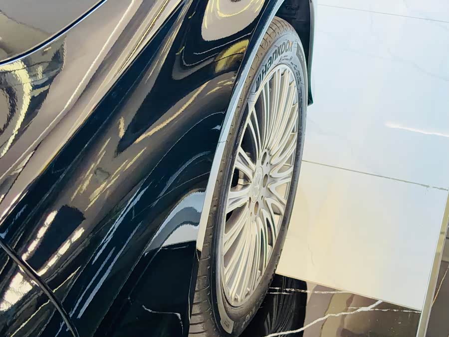 Mercedes-Benz E-Class 2022 — фото 20