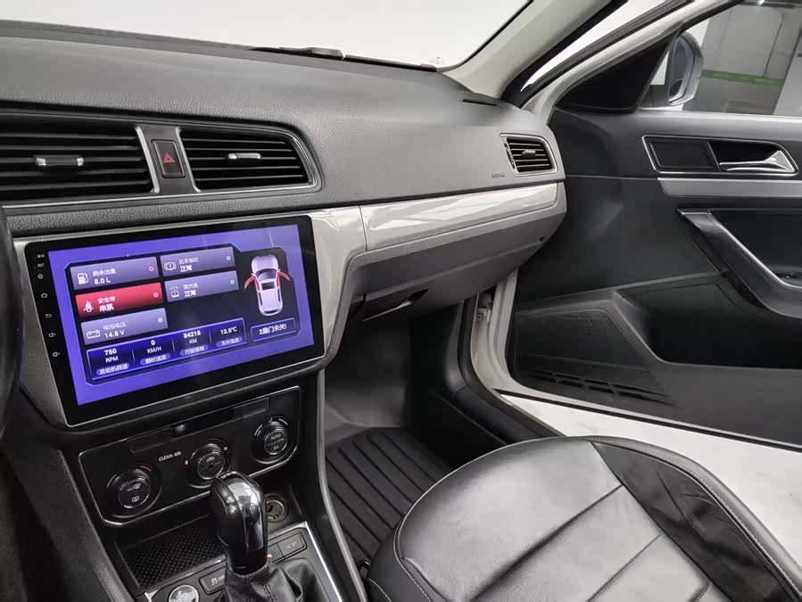 Volkswagen Gran Lavida 2017 — фото 16