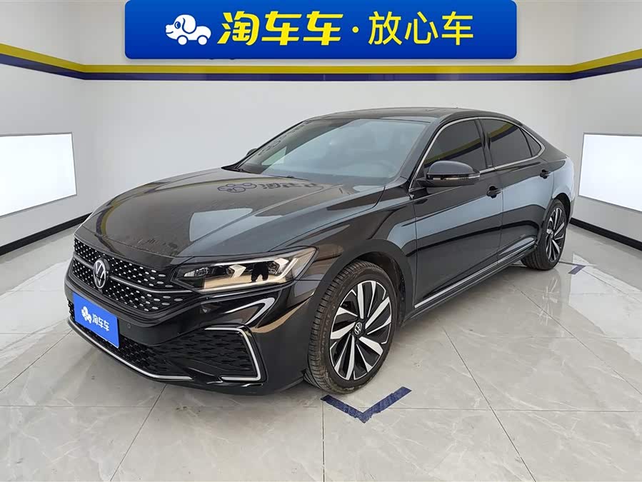 Volkswagen Passat 2023