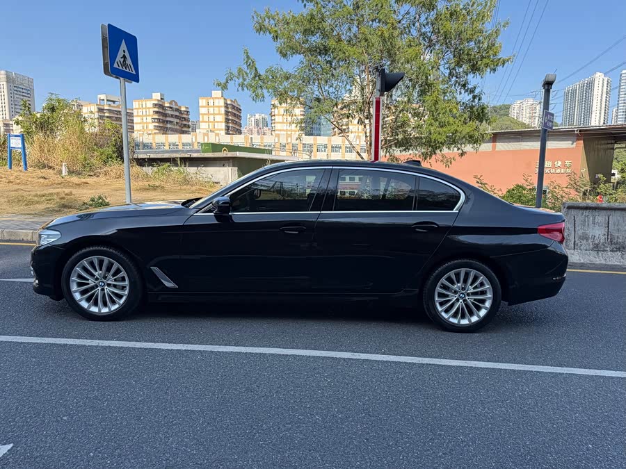 BMW 5 Series 2019