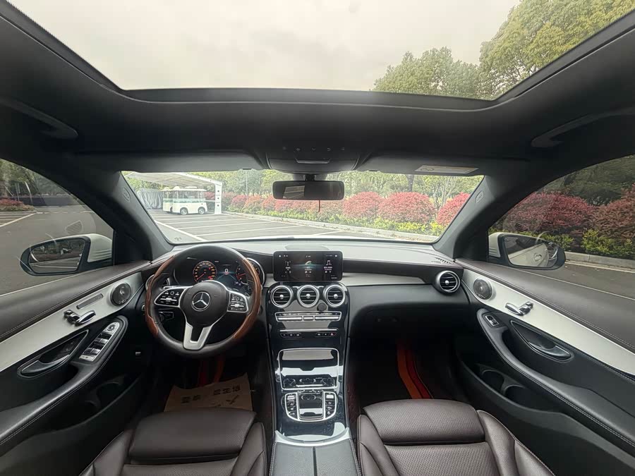 Mercedes-Benz GLC 2020 — фото 17