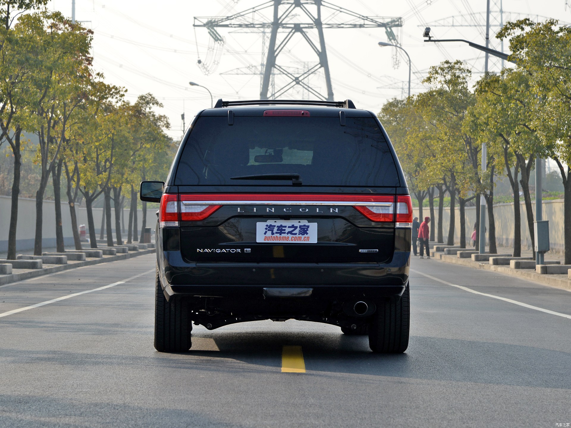 Lincoln Navigator 2025 — Внешний вид, фото 50