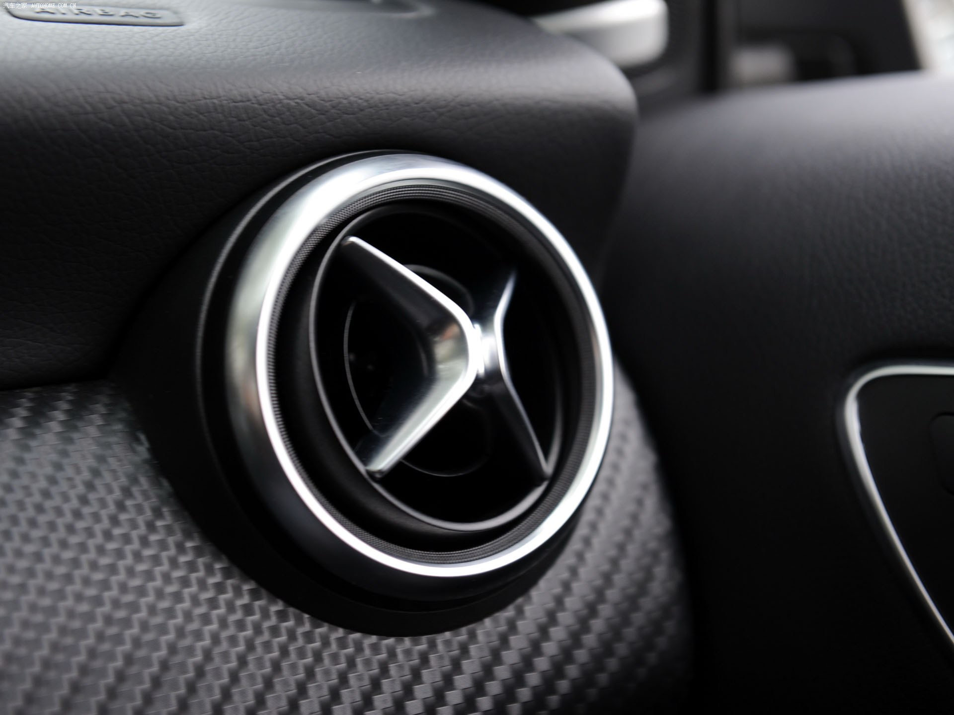 Mercedes-Benz A-Class 2022 — фото 147