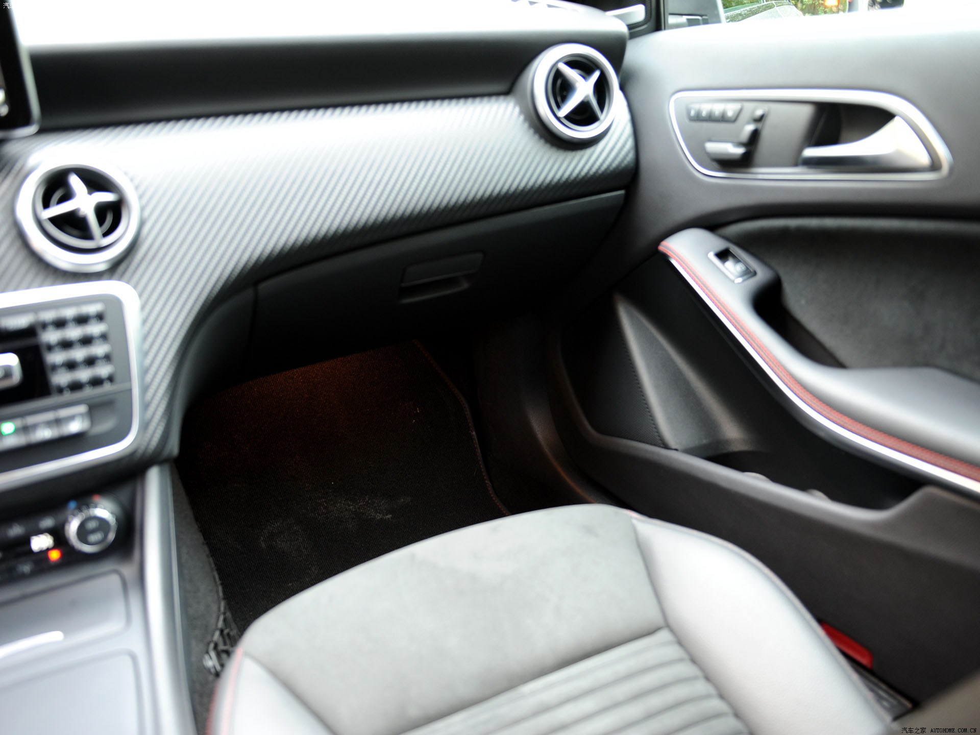 Mercedes-Benz A-Class 2022 — фото 151