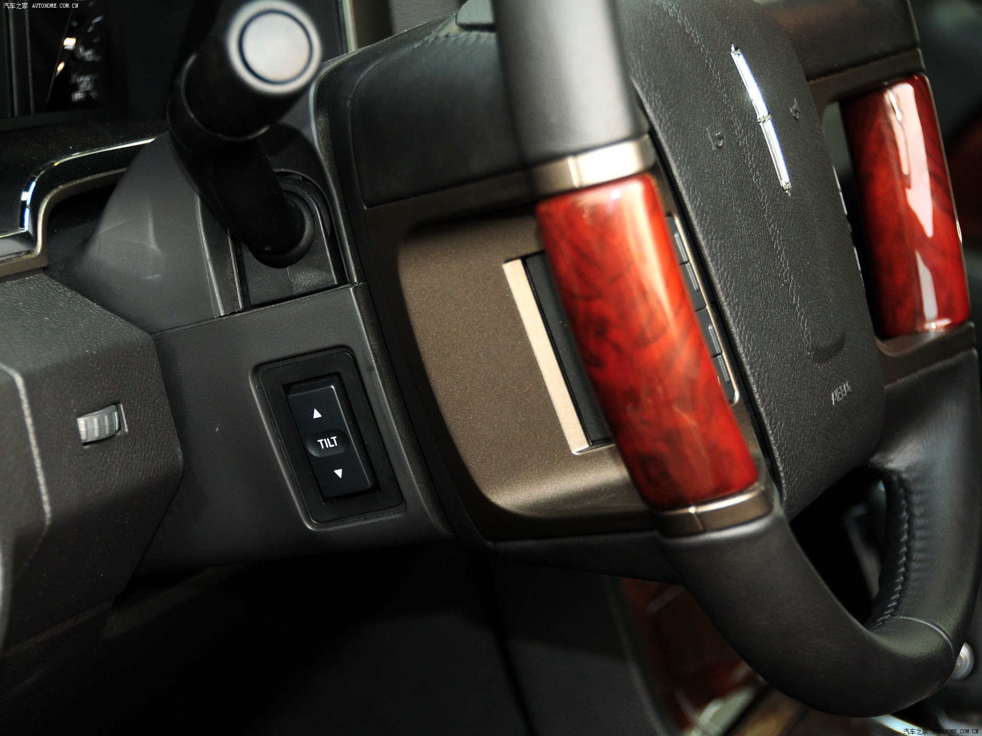 Lincoln Navigator 2025 — Салон, фото 42