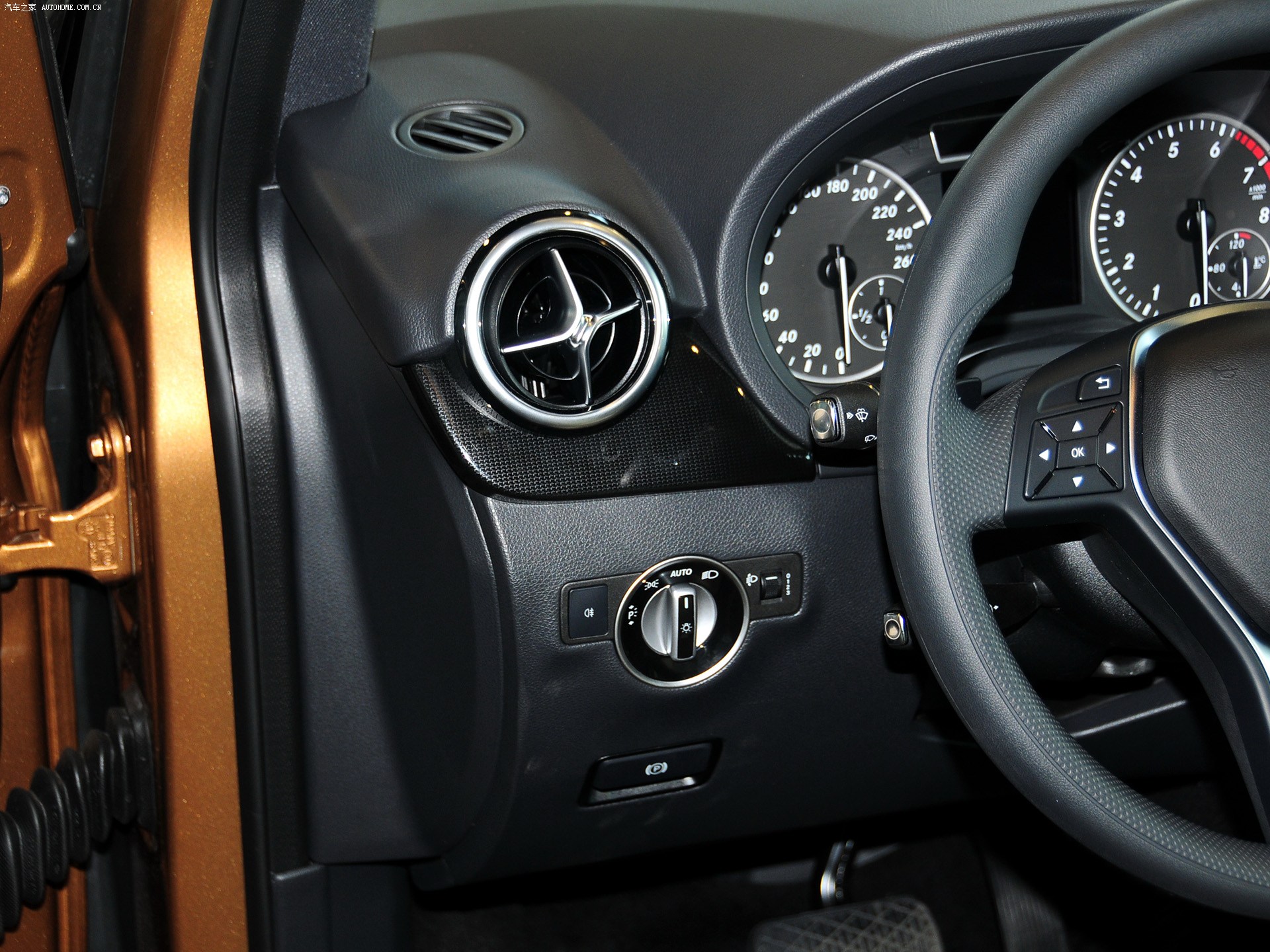 Mercedes-Benz B-Class 2022 — фото 143
