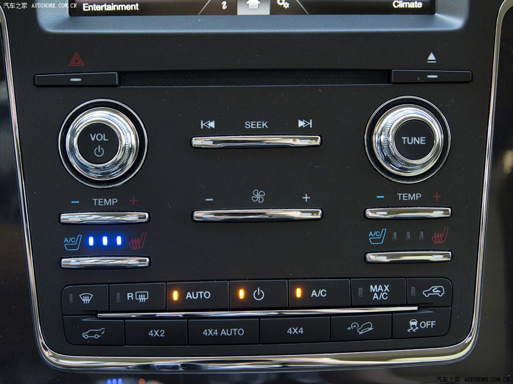 Lincoln Navigator 2025 — Салон, фото 47