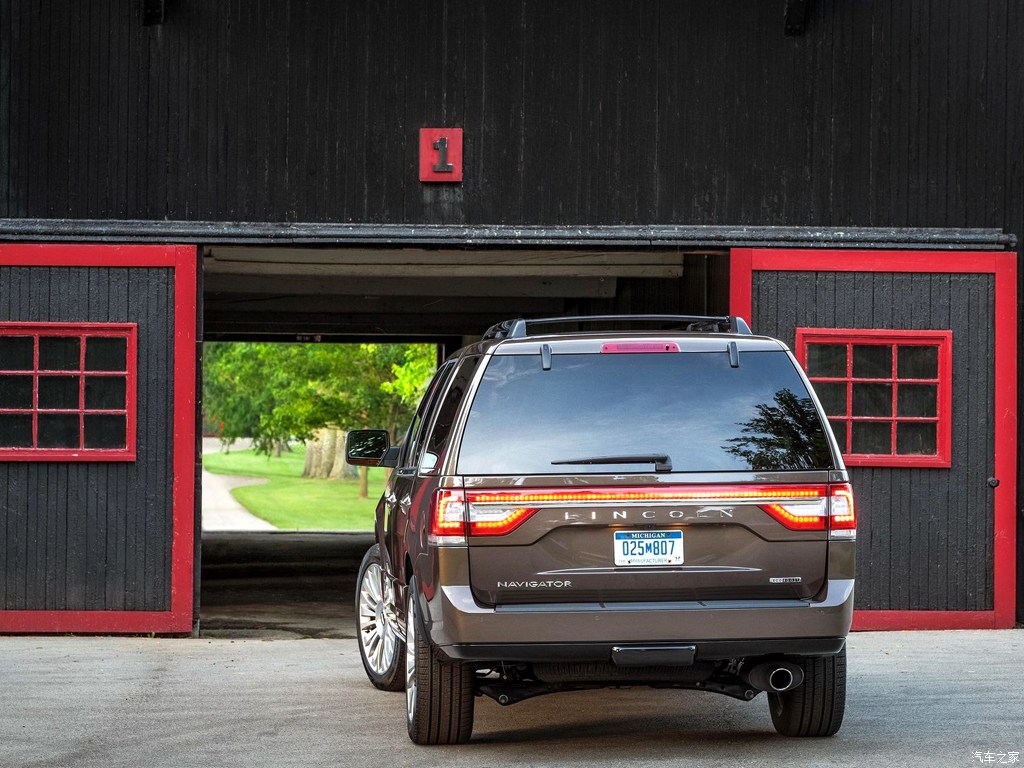 Lincoln Navigator 2025 — Внешний вид, фото 41