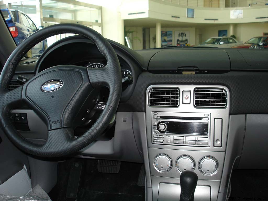 Subaru Forester 2026 — фото 100