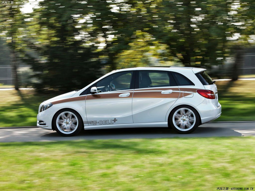 Mercedes-Benz B-Class 2022 — фото 42