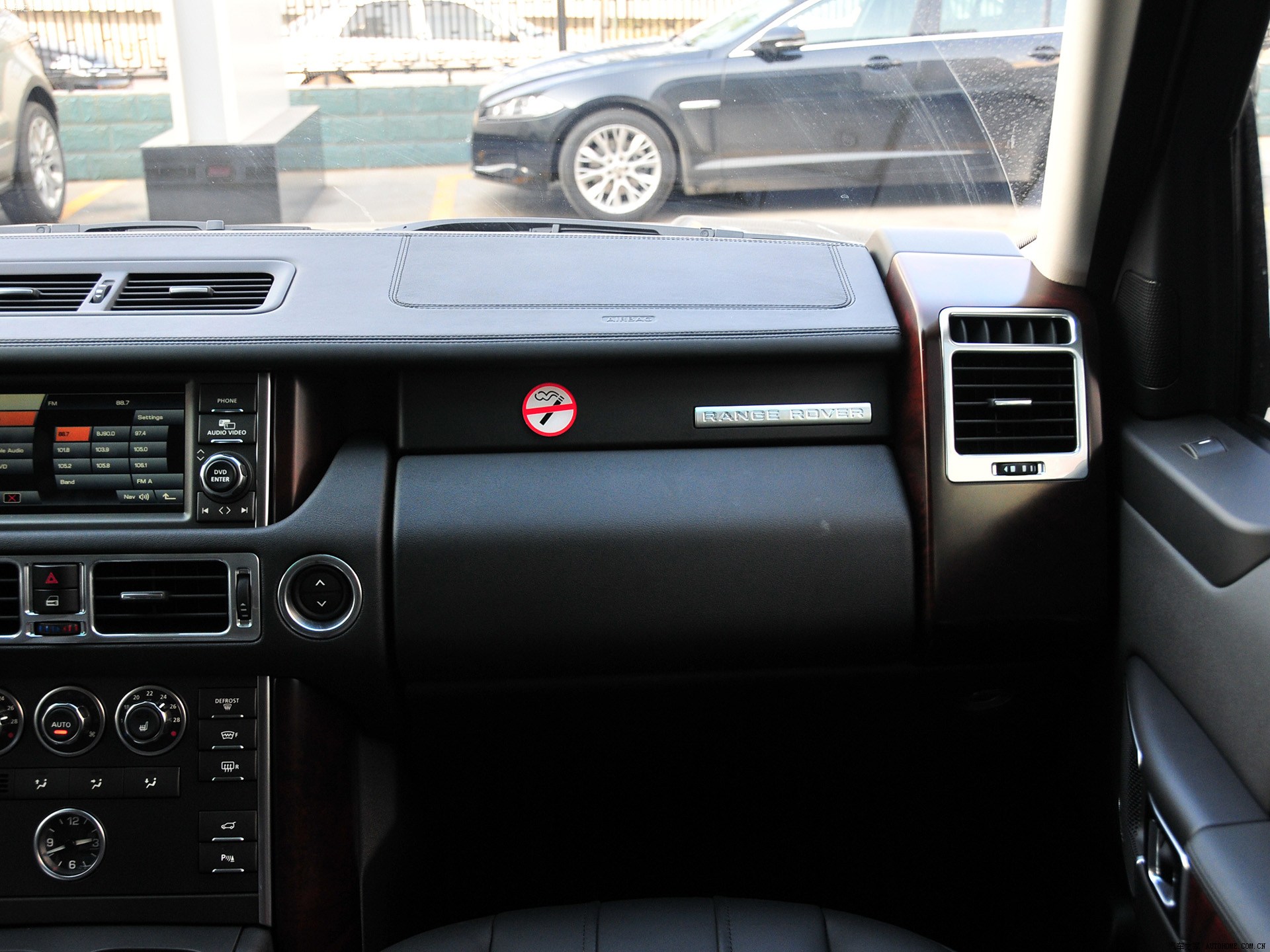 Land Rover Range Rover 2026 — Салон, фото 69