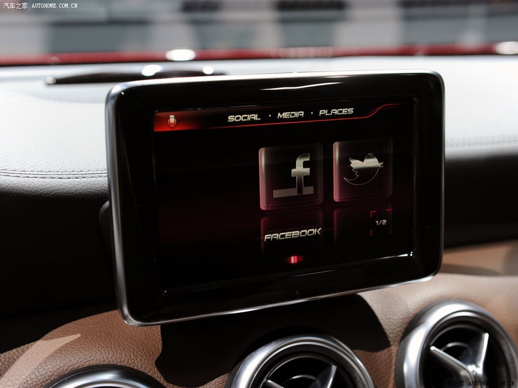 Mercedes-Benz A-Class 2022 — фото 139