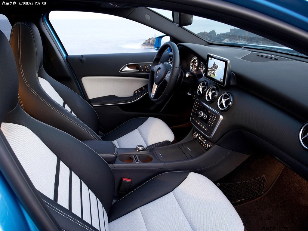 Mercedes-Benz A-Class 2022 — фото 142