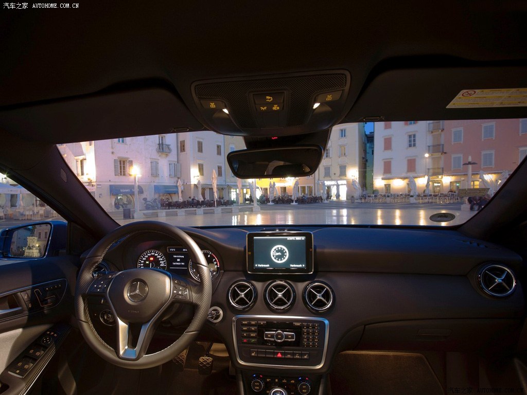 Mercedes-Benz A-Class 2022 — фото 145