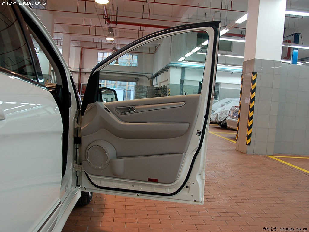 Mercedes-Benz B-Class 2022 — фото 168