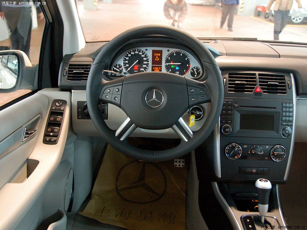 Mercedes-Benz B-Class 2022 — фото 98