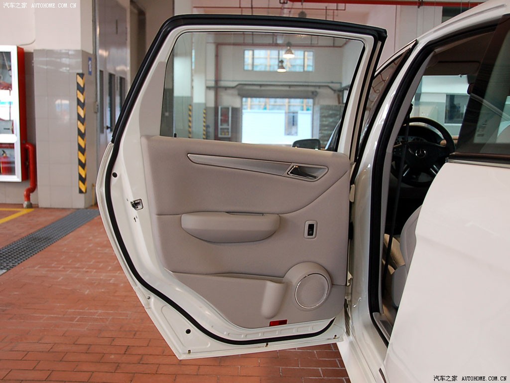 Mercedes-Benz B-Class 2022 — фото 166