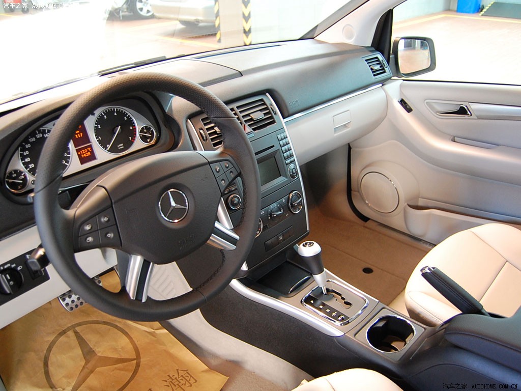 Mercedes-Benz B-Class 2022 — фото 100