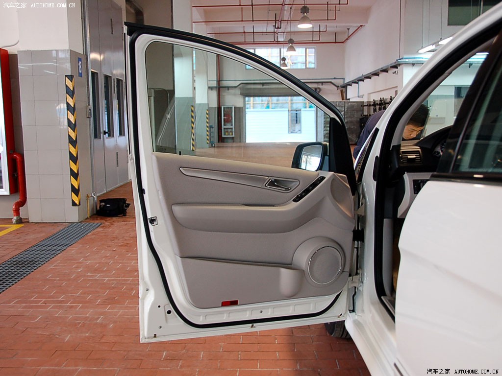 Mercedes-Benz B-Class 2022 — фото 169