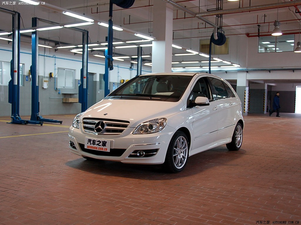 Mercedes-Benz B-Class 2022