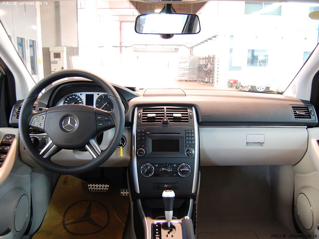 Mercedes-Benz B-Class 2022 — фото 101