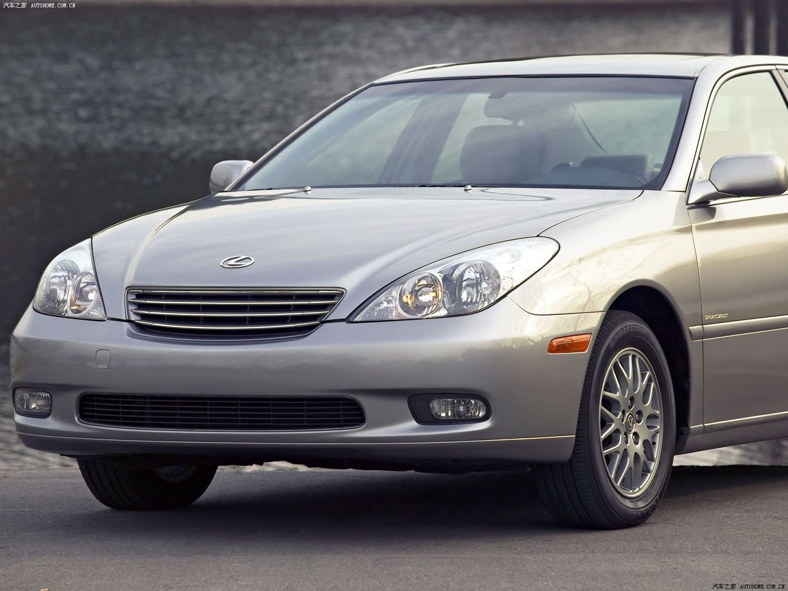 Lexus ES 2026