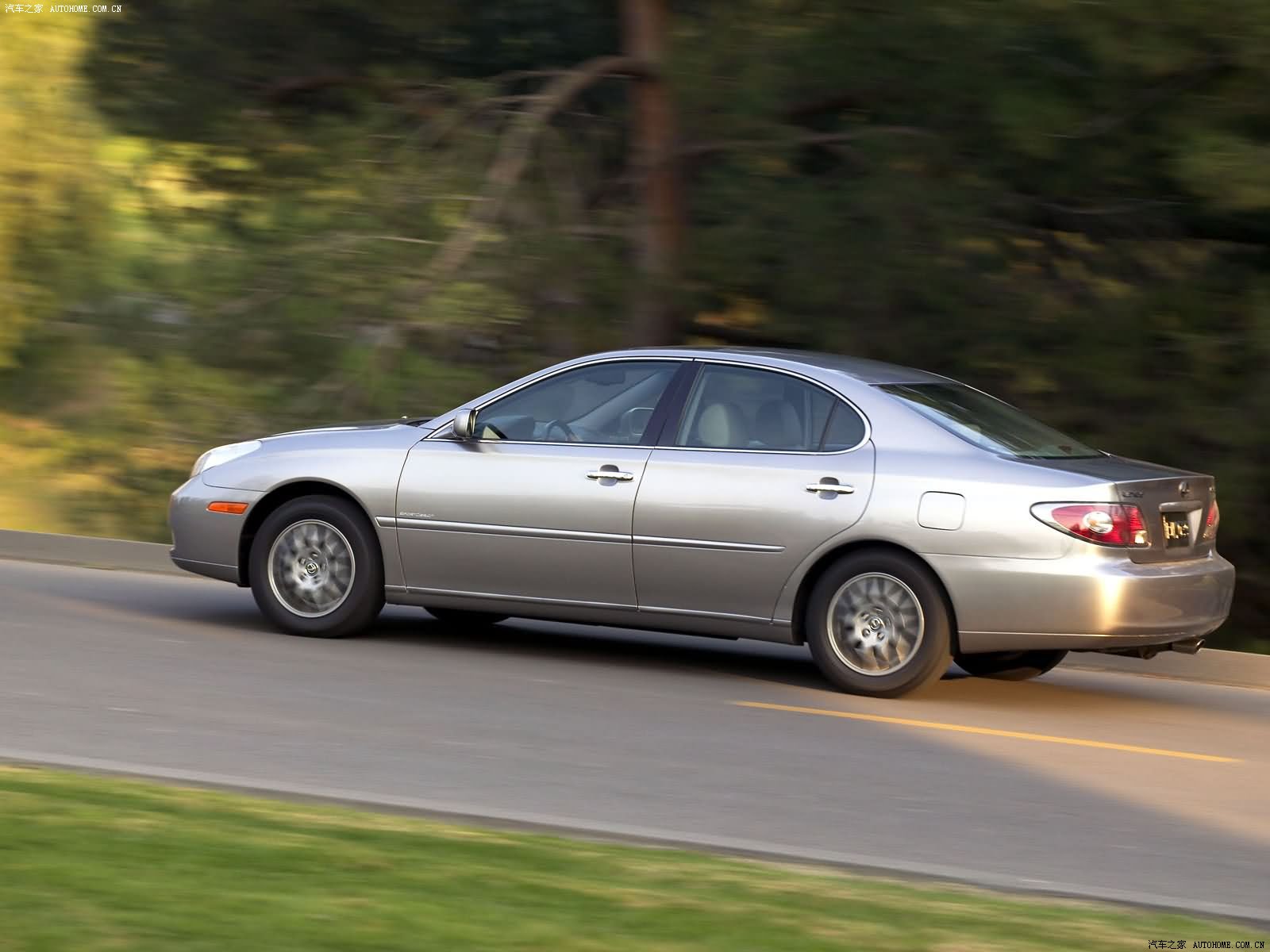 Lexus ES 2026