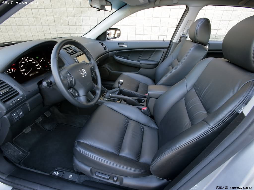 Honda Accord 2026 — Сиденья и пространство, фото 21