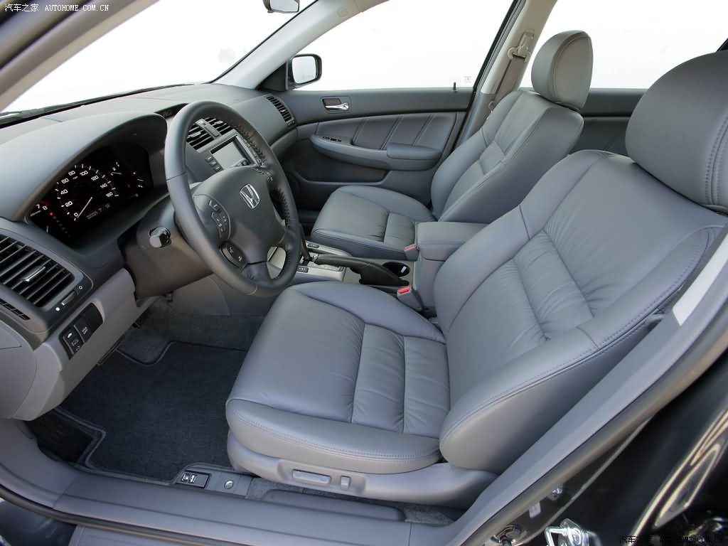 Honda Accord 2026 — Сиденья и пространство, фото 22