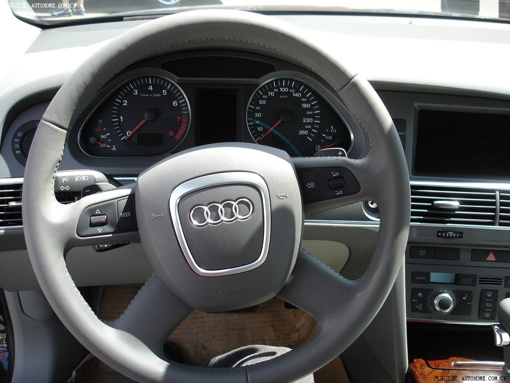 Audi A6L 2026 — Салон, фото 34