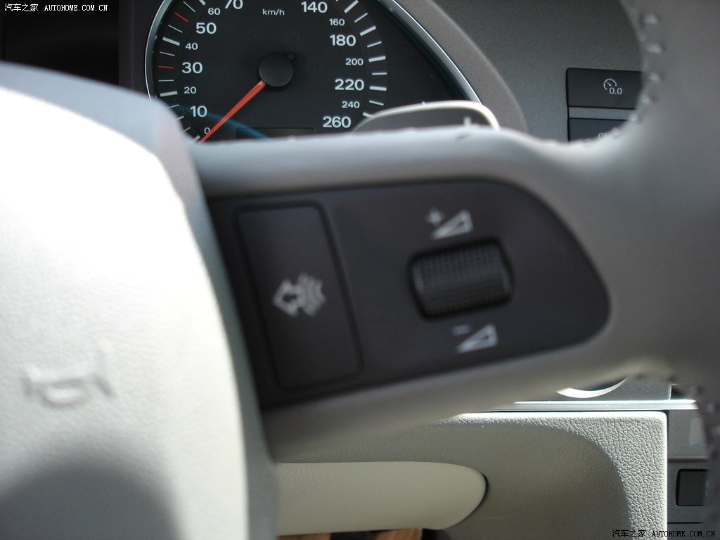 Audi A6L 2026 — Салон, фото 35