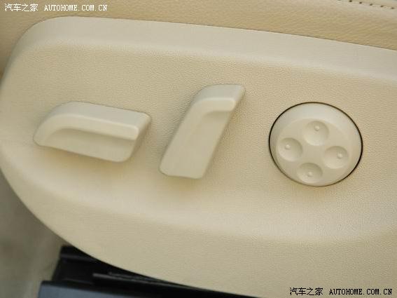 Audi A6L 2026 — Сиденья и пространство, фото 14